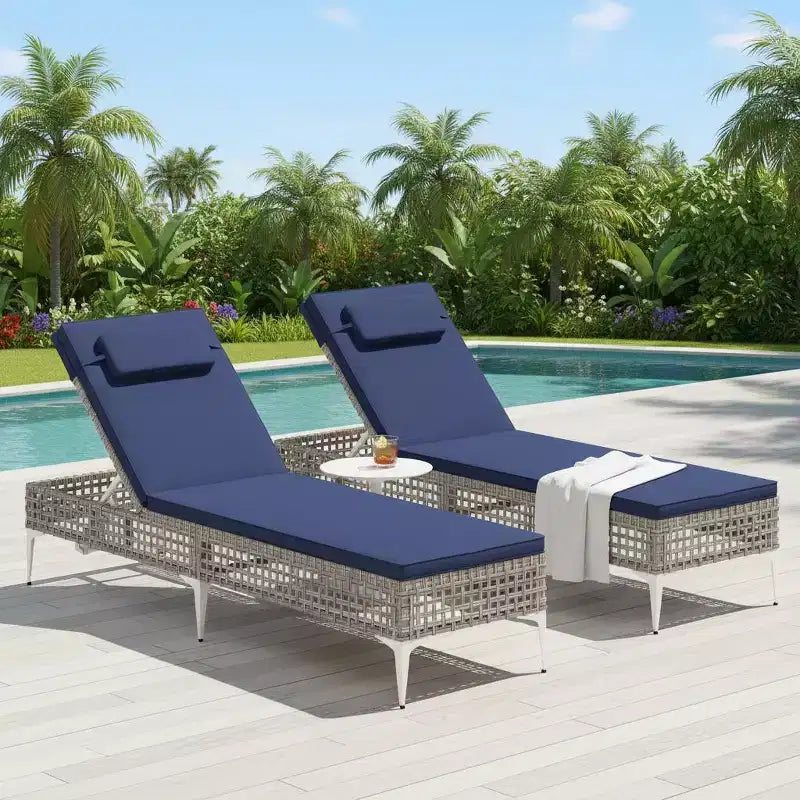 Chaise longue inclinable de patio avec dossier et coussin amovible